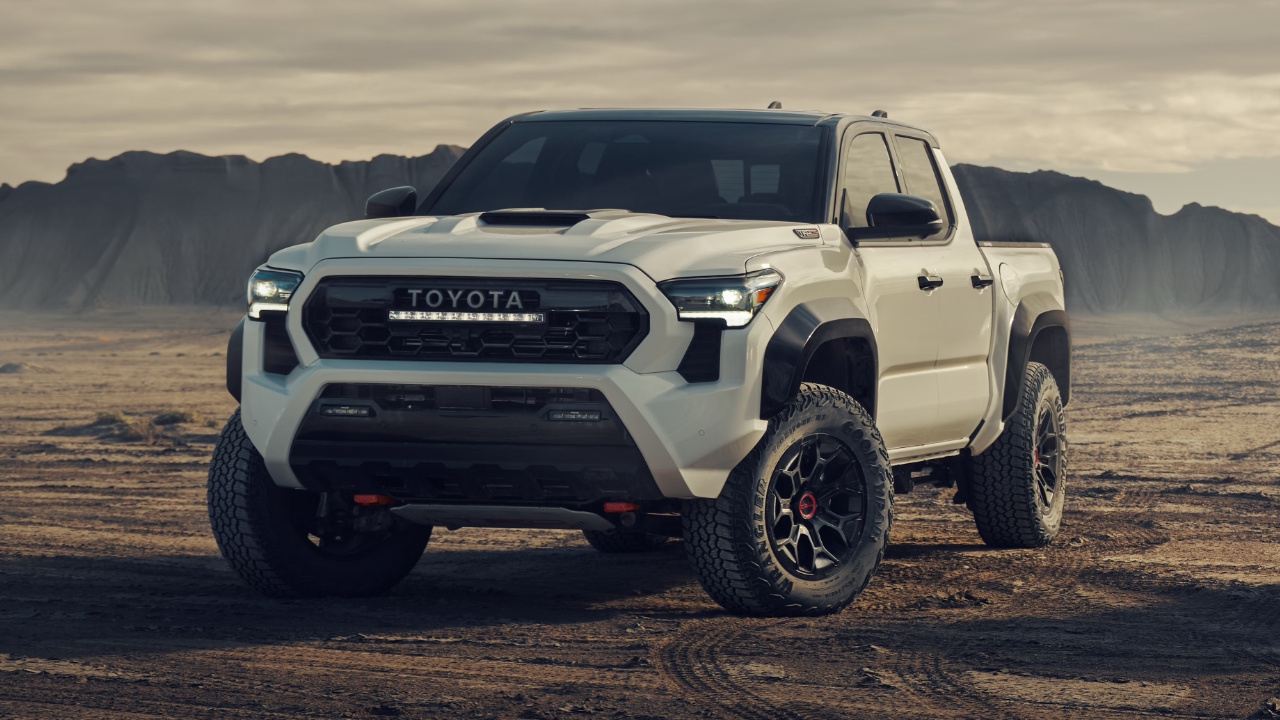 vue latérale avant d'un Toyota Tacoma 2025