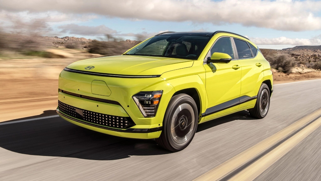vue latérale avant d'un Hyundai Kona Électrique 2026