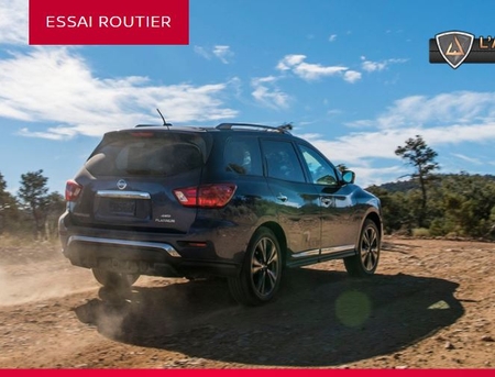 A new 2017 Nissan Pathfinder enters Chicoutimi